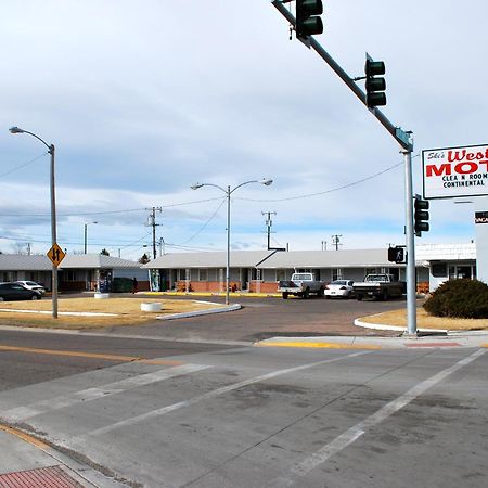 Ski'S Western Motel Great Falls Bagian luar foto